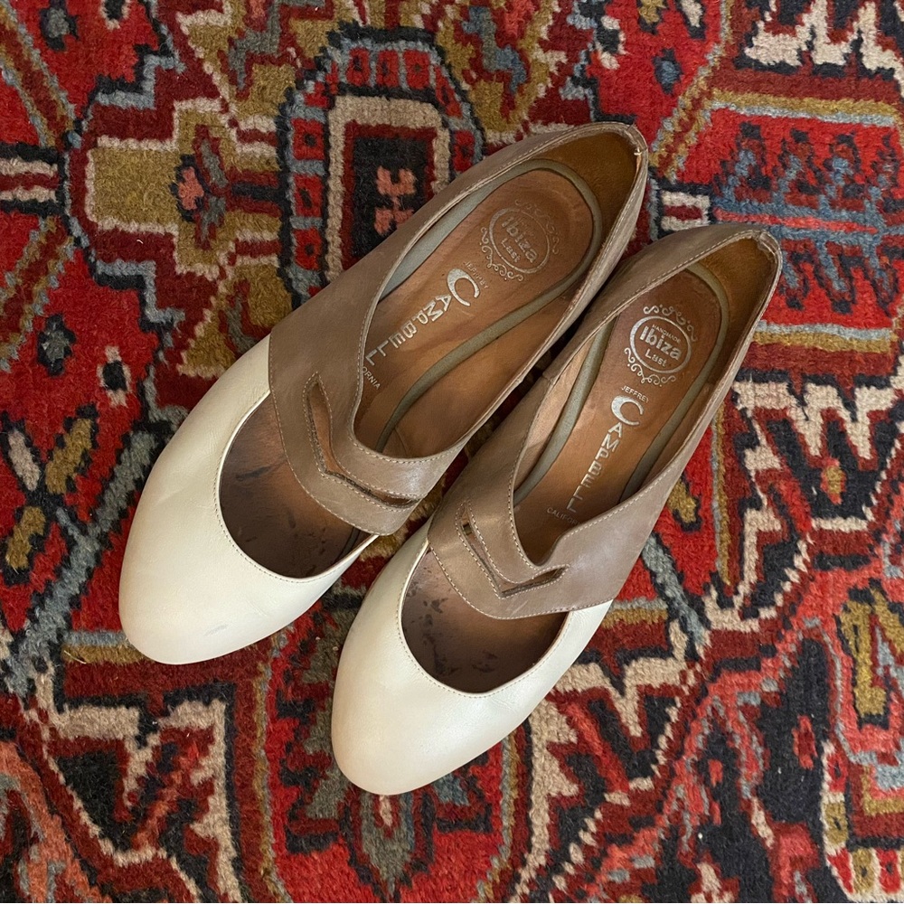 Jeffrey Campbell Deposit flat